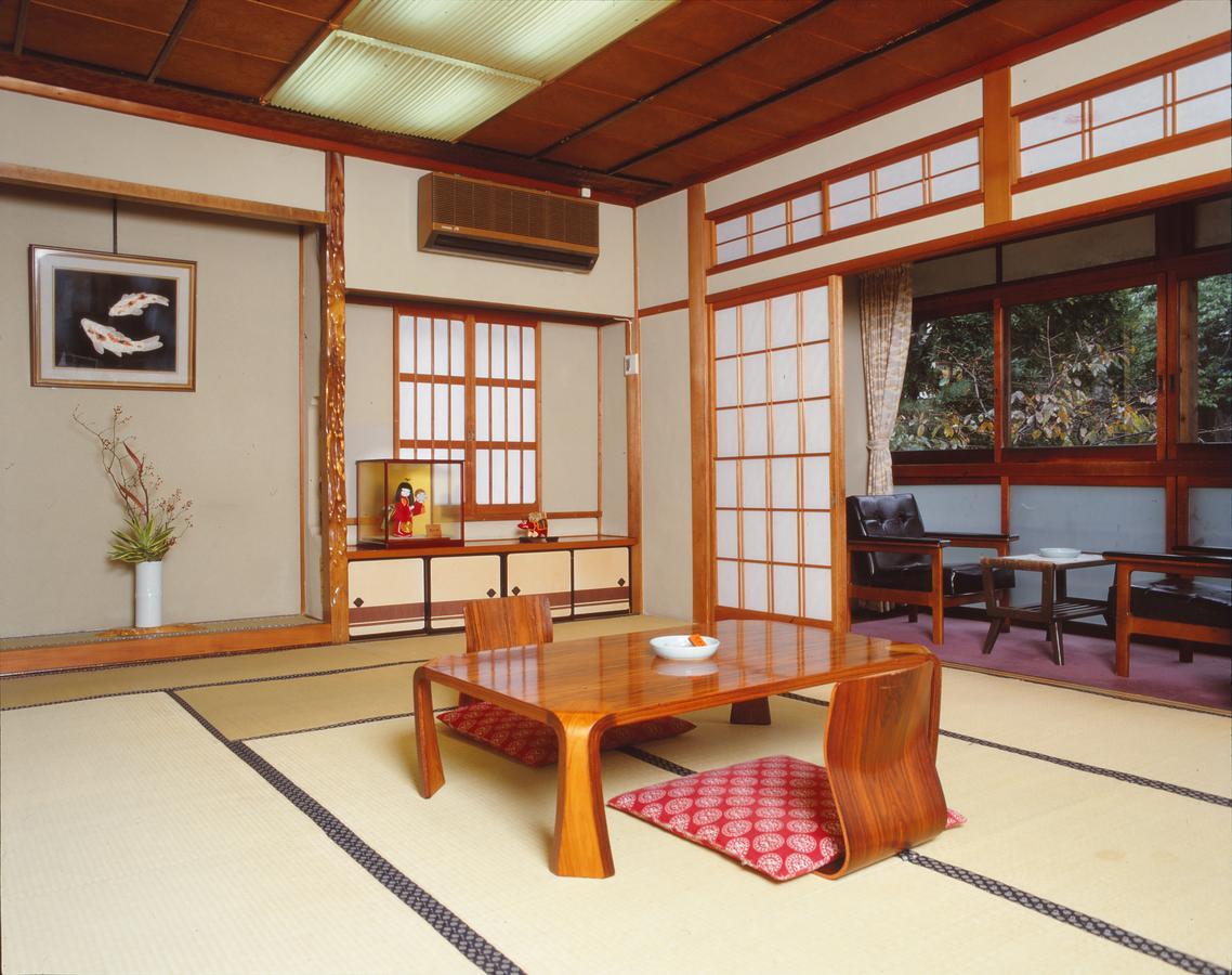 会津若松 东山温泉元汤有马屋日式旅馆酒店 外观 照片